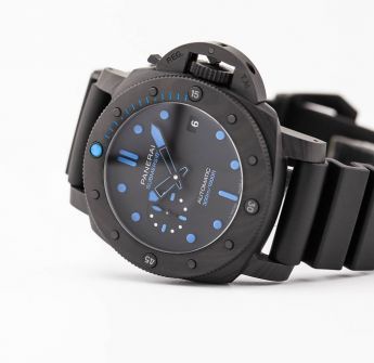 Panerai Watch For Men - Luminor Submersible 42 Automatic Carbotech