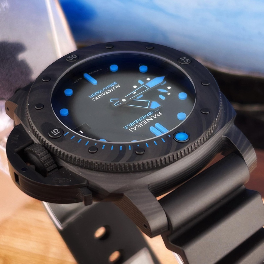 Panerai Watch For Men - Luminor Submersible 42 Automatic Carbotech