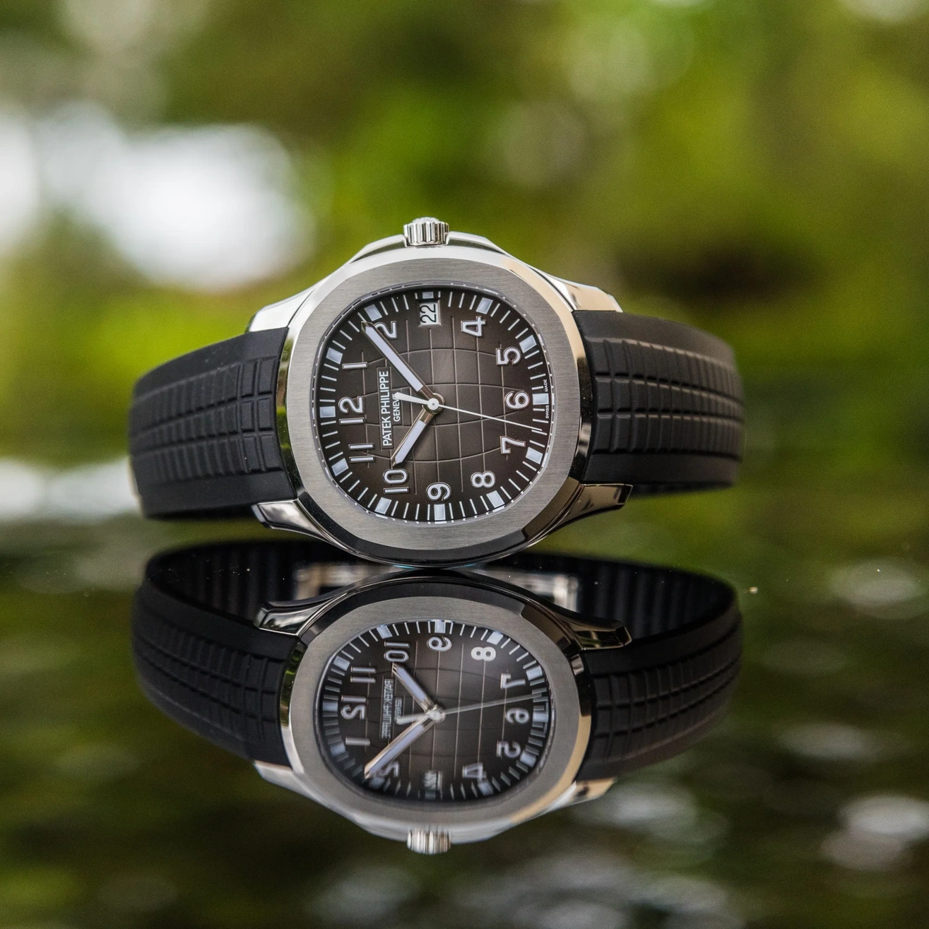 Patek Philippe Watch For Men - Aquanaut Jumbo (5167A-001)