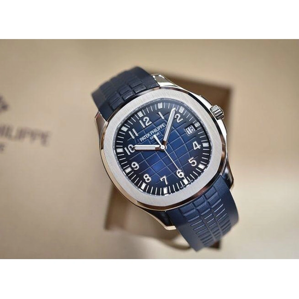 Patek Philippe Watch For Men - Aquanaut Jumbo (5168G-001)