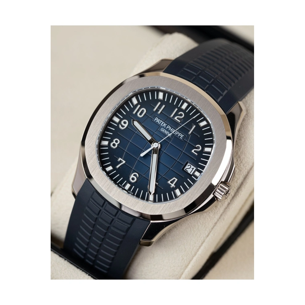 Patek Philippe Watch For Men - Aquanaut Jumbo (5168G-001)