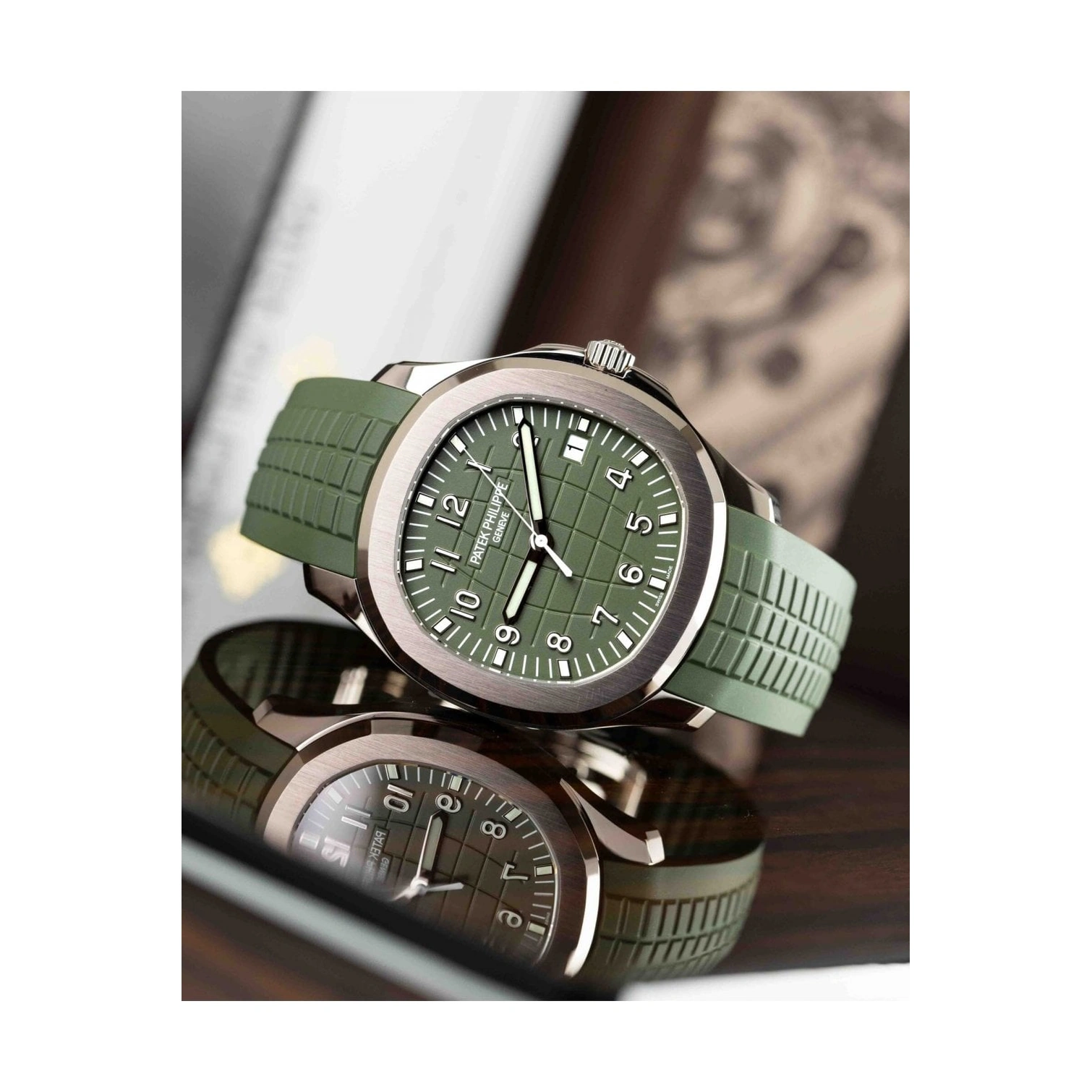 Patek Philippe Watch For Men - Aquanaut Jumbo (5168G-010)