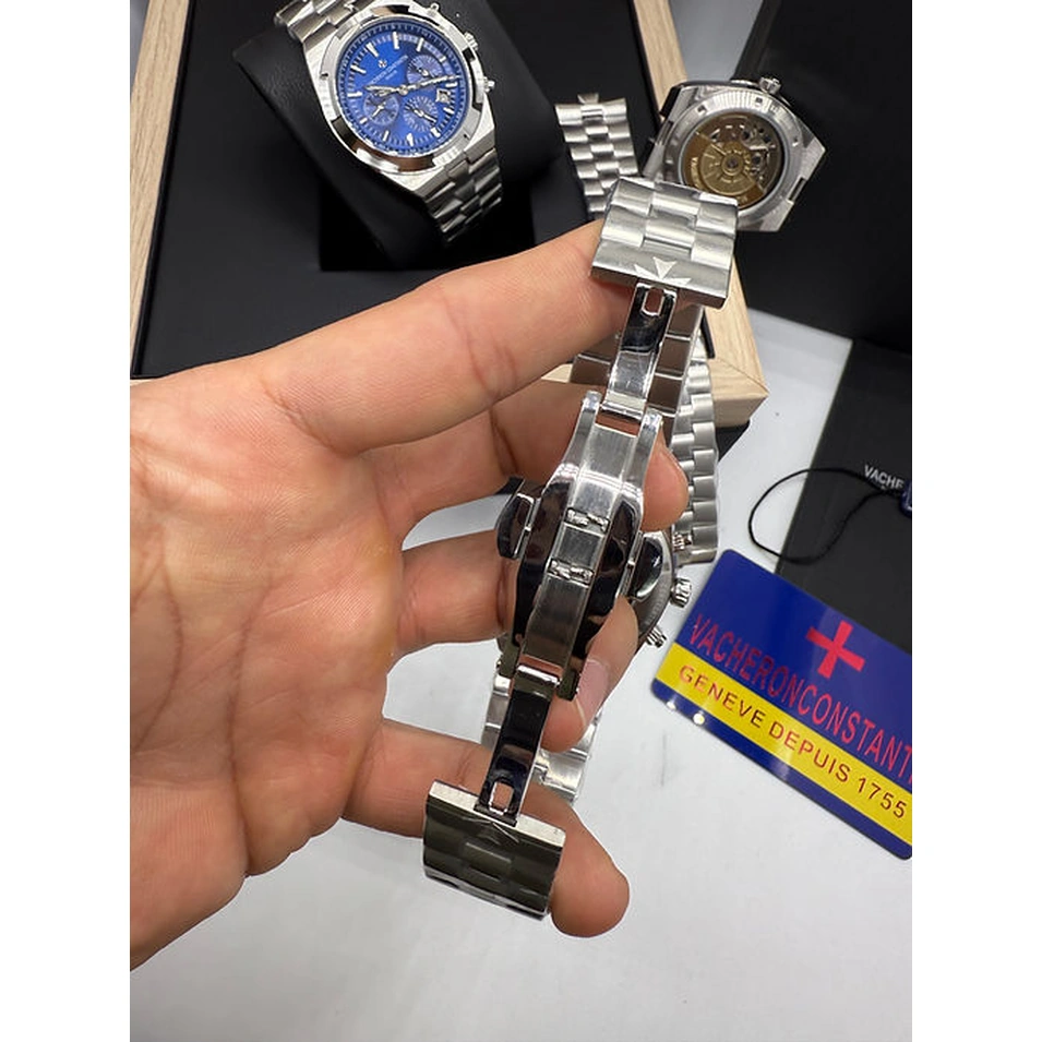 Vacheron Constantin Watch For Men - Overseas Chronograph - Ref. 5520V.210A-B481