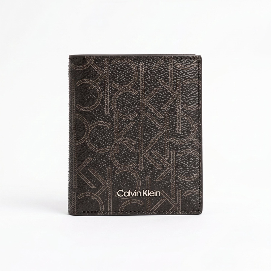 Calvin Klein Men's Wallet - Smooth Leather Bifold Round Silver Logo Wallet