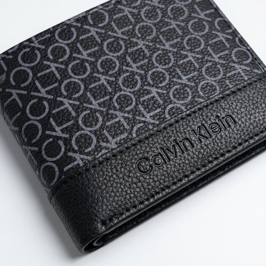 Calvin Klein Men's Wallet - Smooth Leather Trifold Metal Bar Wallet