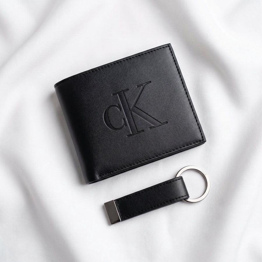 Calvin Klein Men's Wallet - Smooth Leather Wallet With Keychain Set Black