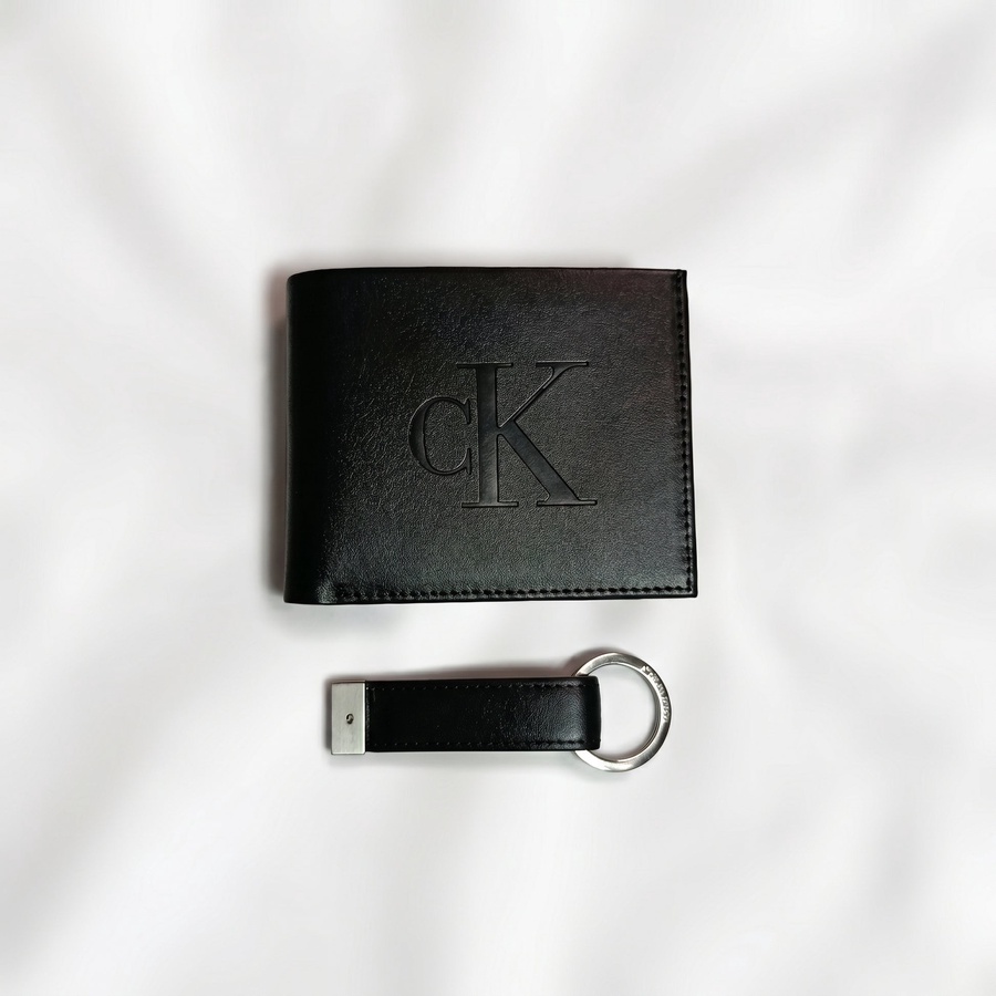 Calvin Klein Men's Wallet - Smooth Leather Wallet With Keychain Set Black