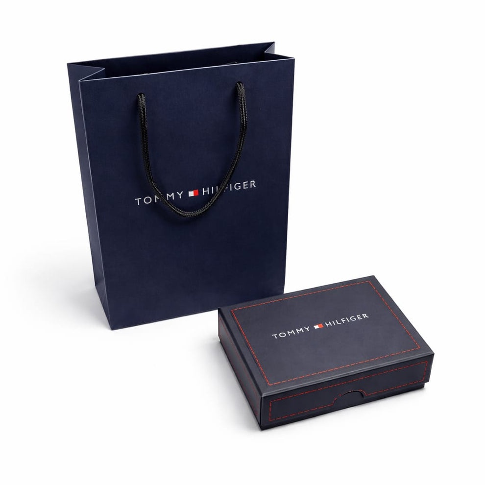 Tommy Hilfiger Men's Wallet - Saffiano Textured Leather Bifold Wallet Black