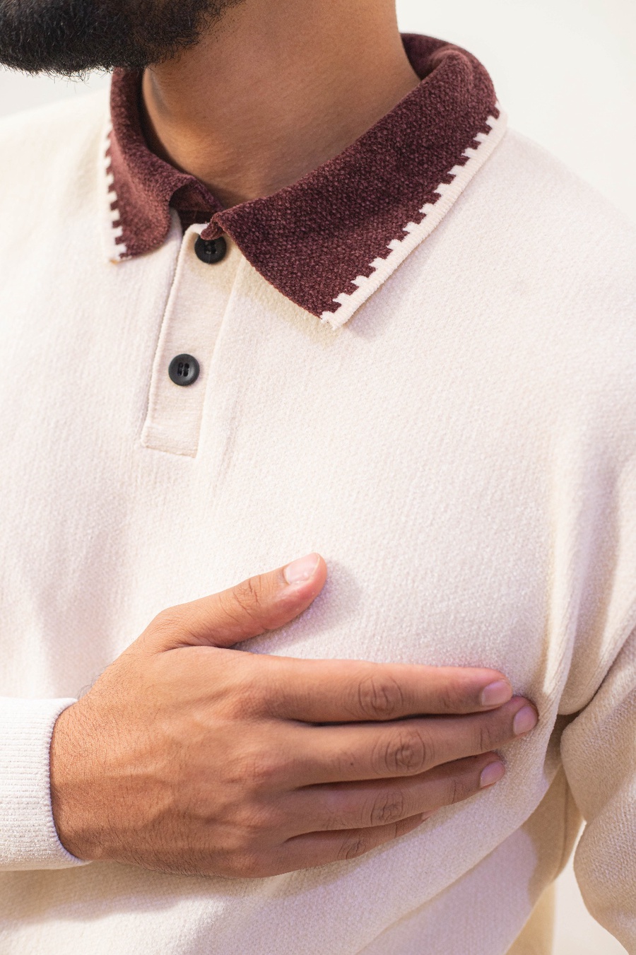 بلوفر تريكو بياقة بيج — Beige Knit Polo Sweater