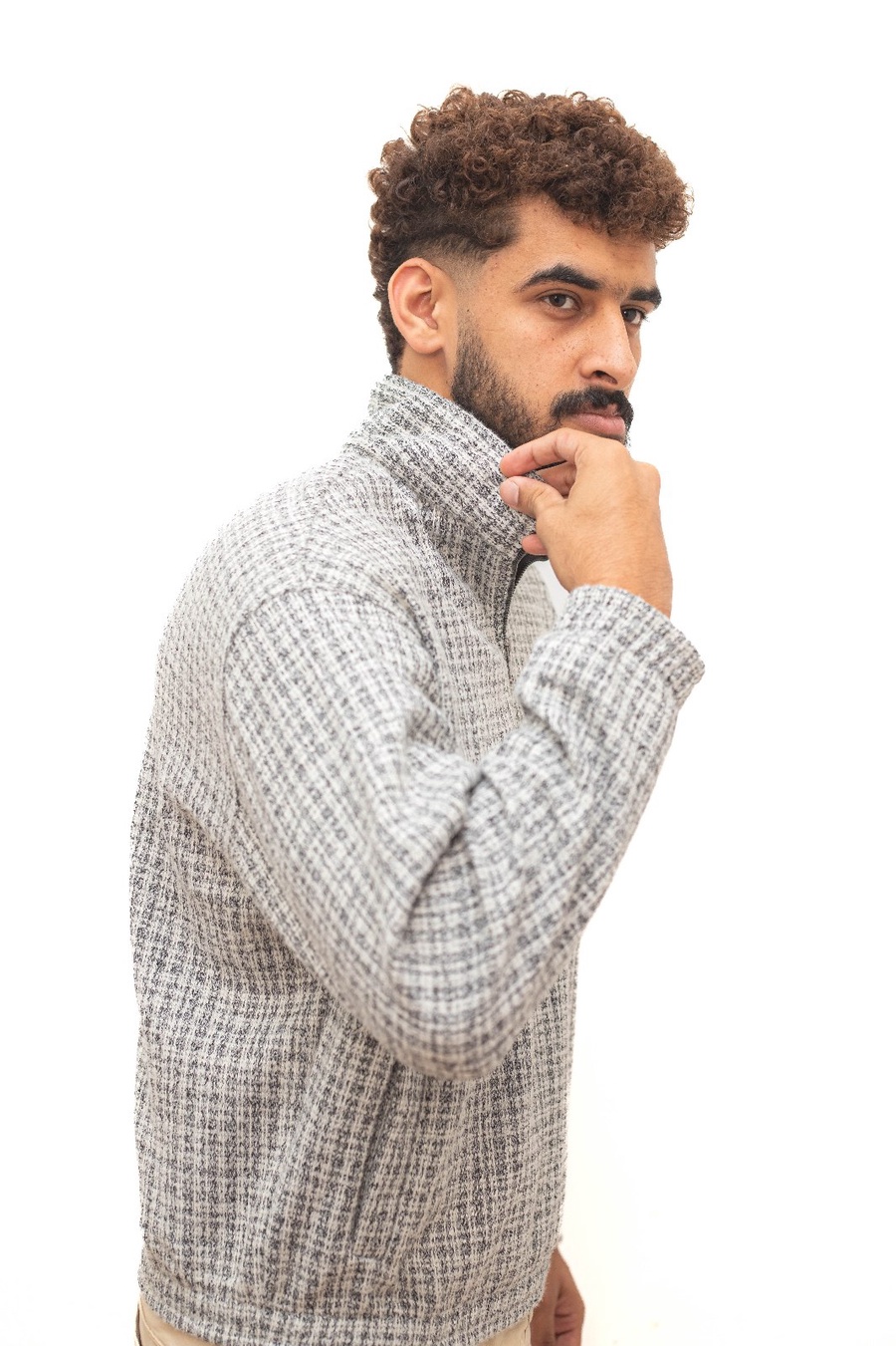 سويت شيرت كاروهات رمادي فاتح بسوستة — Light Grey Check Half-Zip Sweatshirt