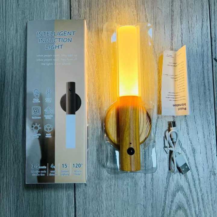 طقم 2 كشاف LED خشبي مغناطيسي بحساس حركة – قابل للشحن وإضاءة مستمرة