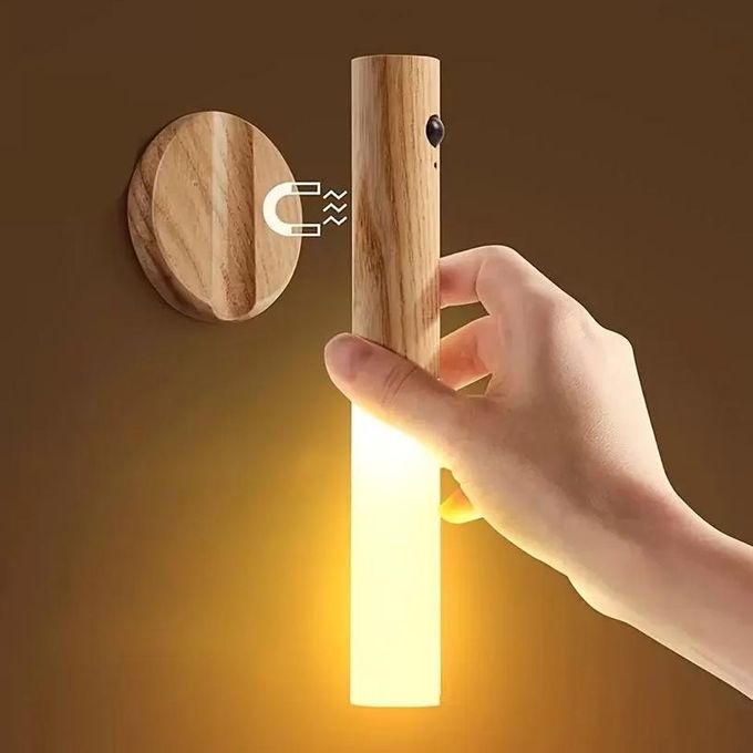 طقم 2 كشاف LED خشبي مغناطيسي بحساس حركة – قابل للشحن وإضاءة مستمرة