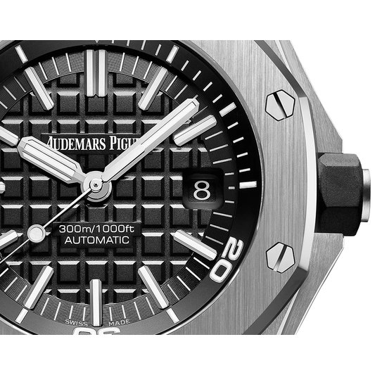 Audemars Piguet Watch For Men - Royal Oak Offshore Diver, 42 mm, Black Dial