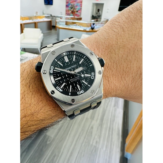 Audemars Piguet Watch For Men - Royal Oak Offshore Diver, 42 mm, Black Dial