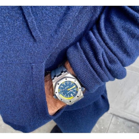Audemars Piguet Watch For Men - Royal Oak Offshore Diver, 42 mm, Blue Dial