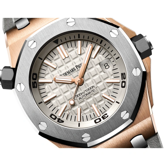 Audemars Piguet Watch For Men - Royal Oak Offshore Diver, 42 mm, Forged Carbon-Titanium