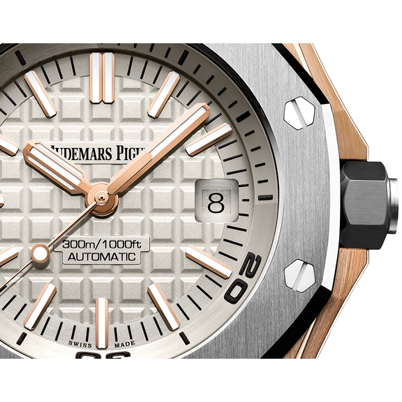 Audemars Piguet Watch For Men - Royal Oak Offshore Diver, 42 mm, Forged Carbon-Titanium