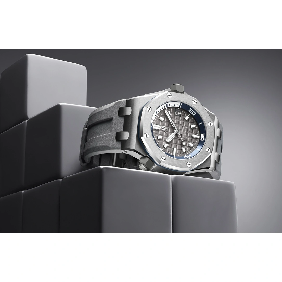 Audemars Piguet Watch For Men - Royal Oak Offshore Diver, 42 mm, Grey Dial