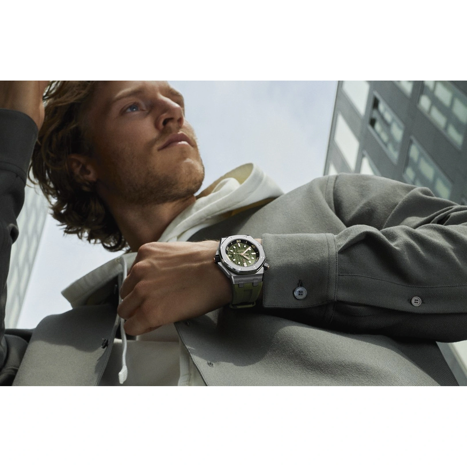 Audemars Piguet Watch For Men - Royal Oak Offshore Diver, 42 mm, Khaki Dial