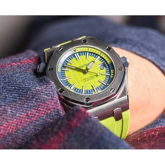 Audemars Piguet Watch For Men - Royal Oak Offshore Diver, 42 mm, Lime Green Dial