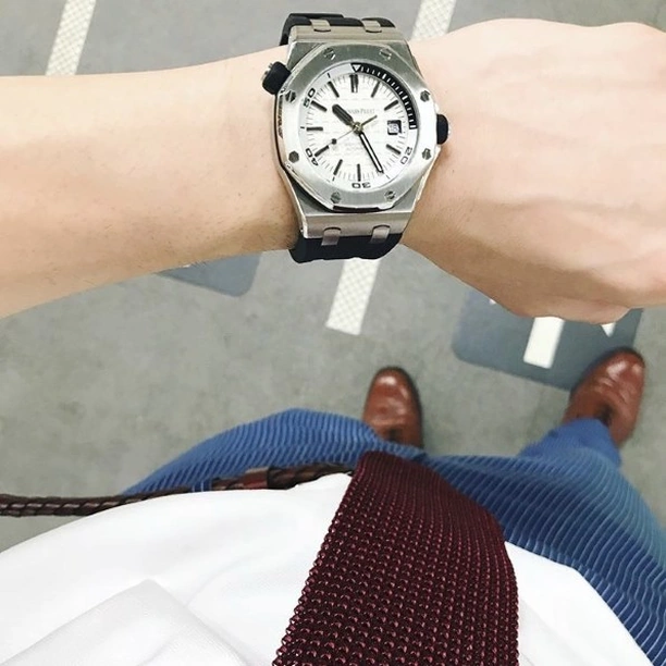 Audemars Piguet Watch For Men - Royal Oak Offshore Diver, 42 mm, White Dial