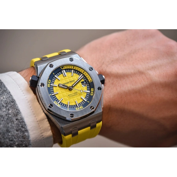 Audemars Piguet Watch For Men - Royal Oak Offshore Diver, 42 mm, Yellow Dial