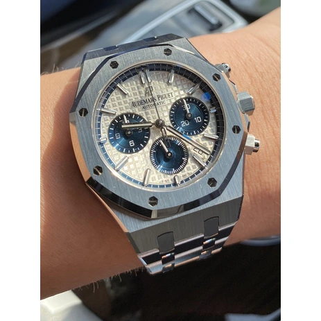 Audemars Piguet Watch For Men - Royal Oak Selfwinding Chronograph, 38 mm, Steel, Silver Dial
