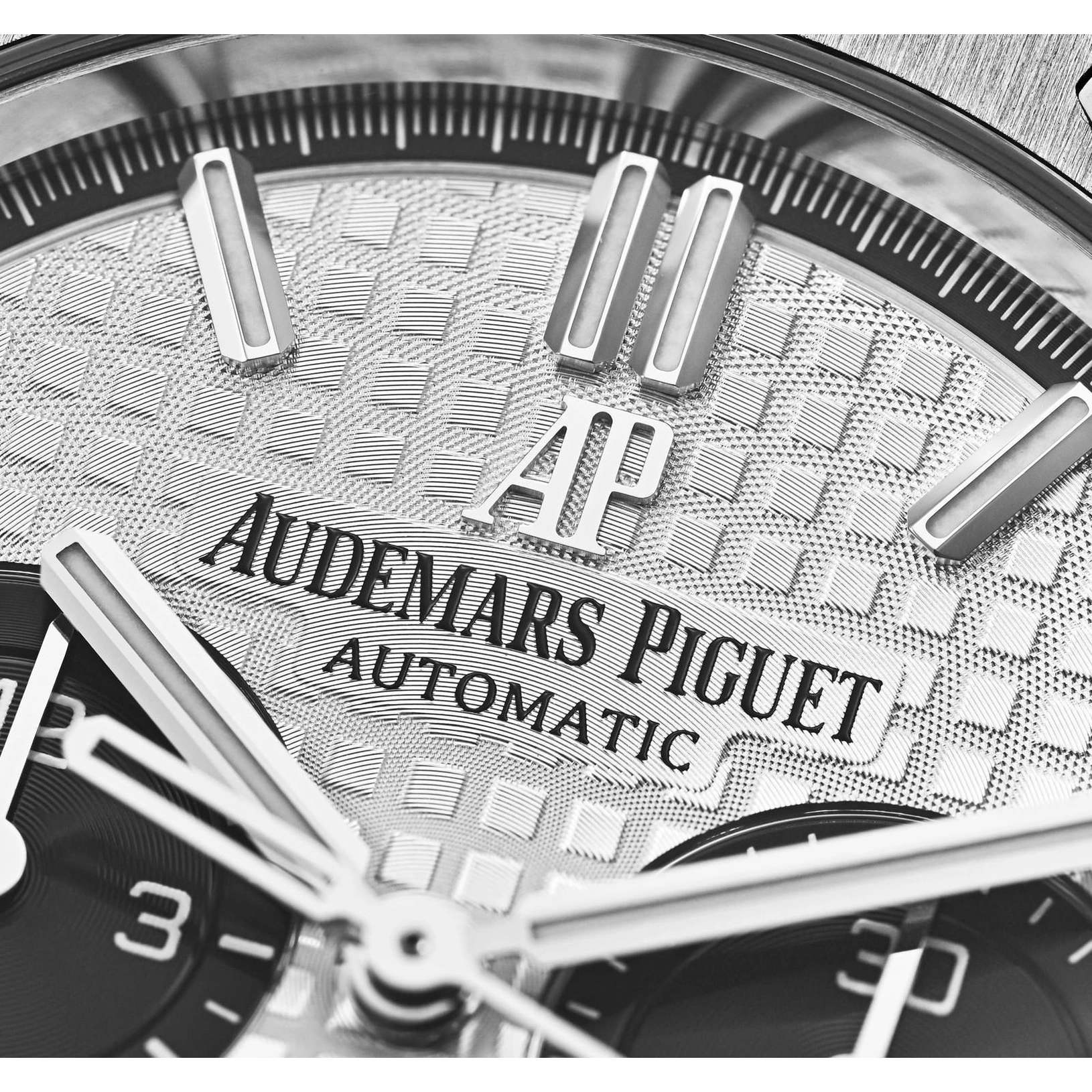 Audemars Piguet Watch For Men - Royal Oak Selfwinding Chronograph, Steel, Silver-Black Two-Tone Dial