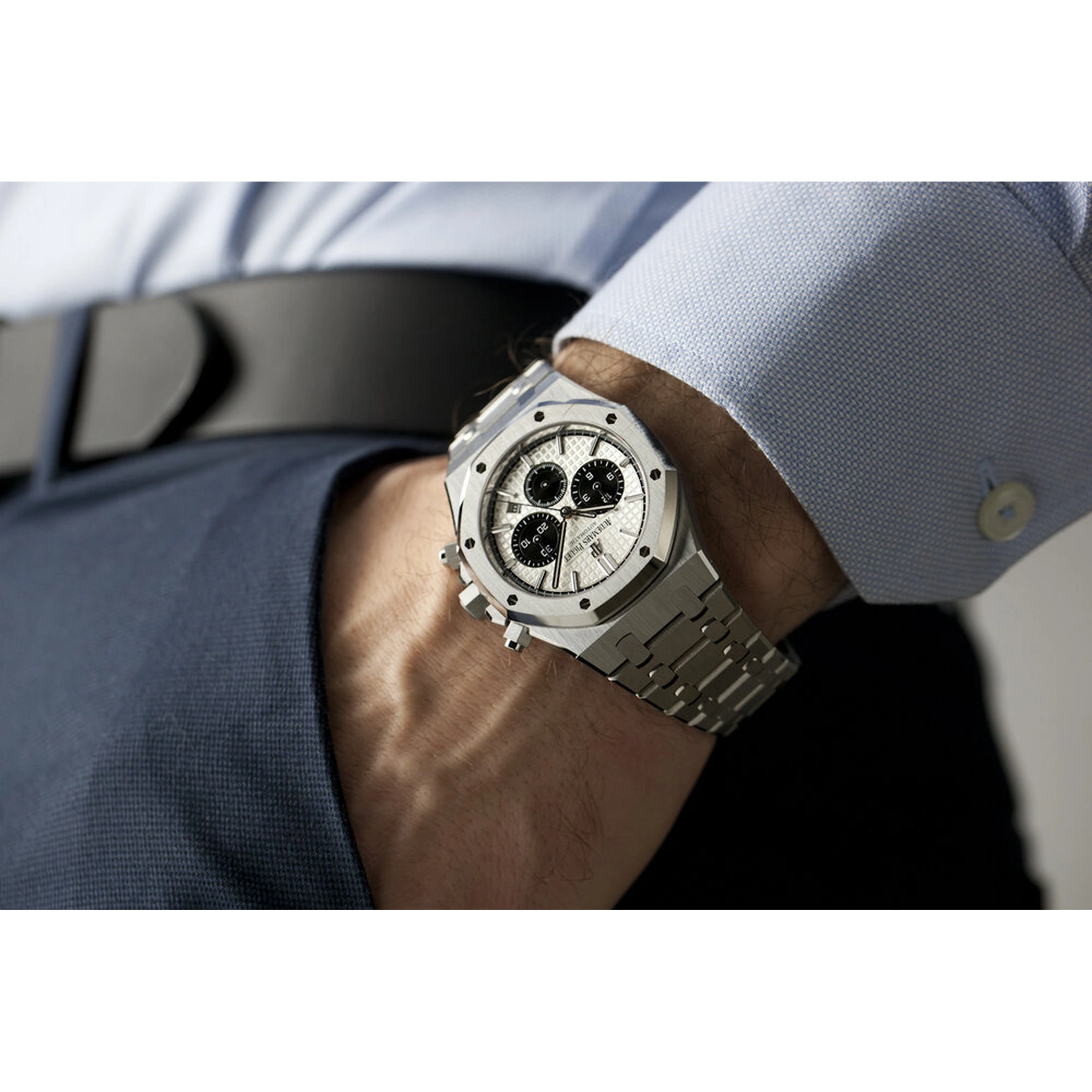 Audemars Piguet Watch For Men - Royal Oak Selfwinding Chronograph, Steel, Silver-Black Two-Tone Dial