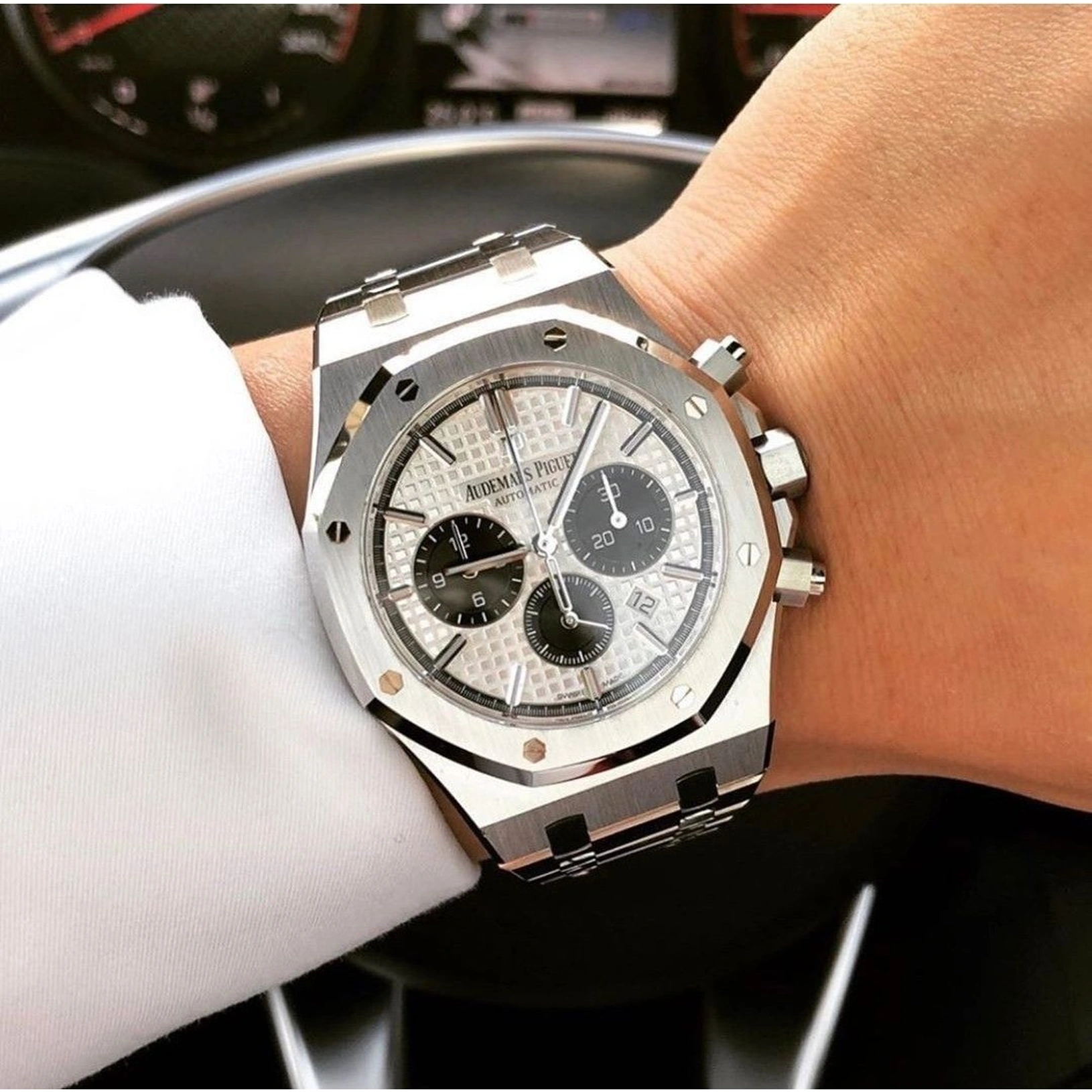 Audemars Piguet Watch For Men - Royal Oak Selfwinding Chronograph, Steel, Silver-Black Two-Tone Dial
