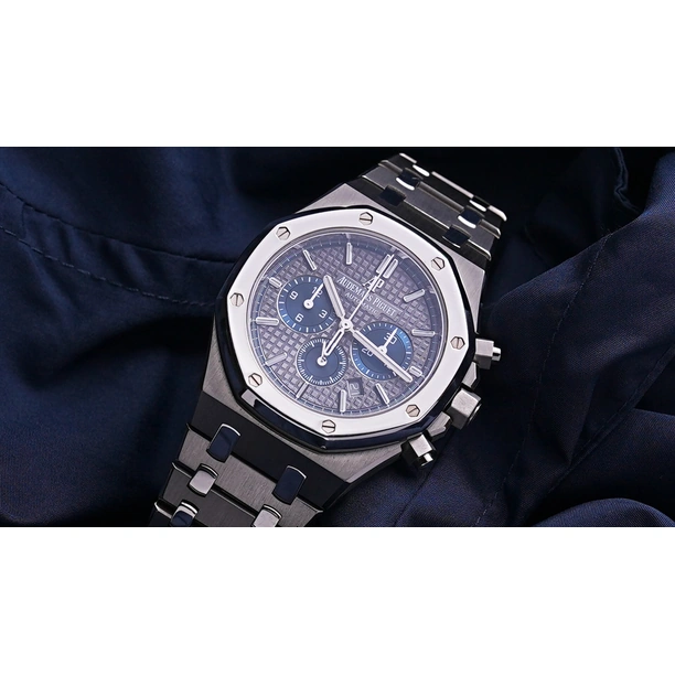 Audemars Piguet Watch For Men - Royal Oak Selfwinding Chronograph, Titanium-Platinum, Black Dial