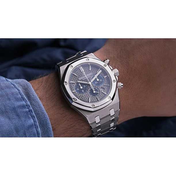 Audemars Piguet Watch For Men - Royal Oak Selfwinding Chronograph, Titanium-Platinum, Black Dial
