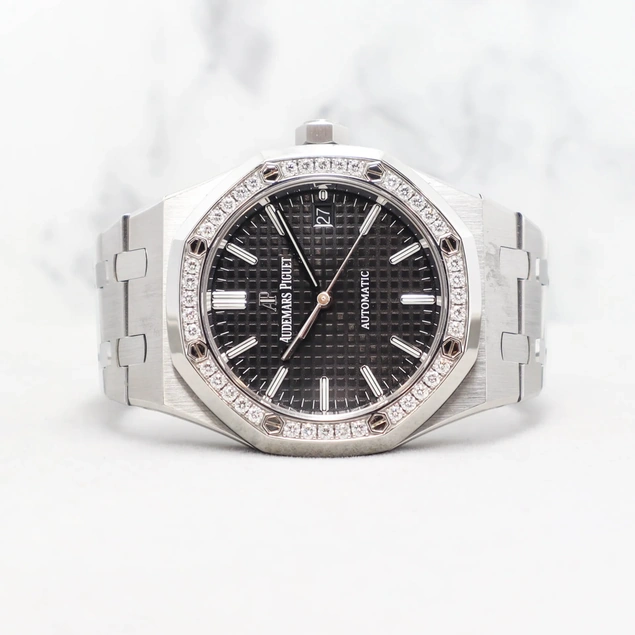 Audemars Piguet Watch For Men - Royal Oak Selfwinding, 37 mm, Steel, Diamond-Set Bezel