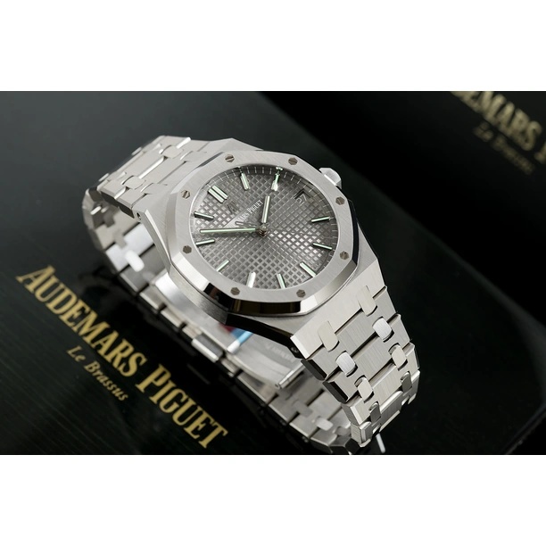 Audemars Piguet Watch For Men - Royal Oak Selfwinding, 41 mm, Black Dial