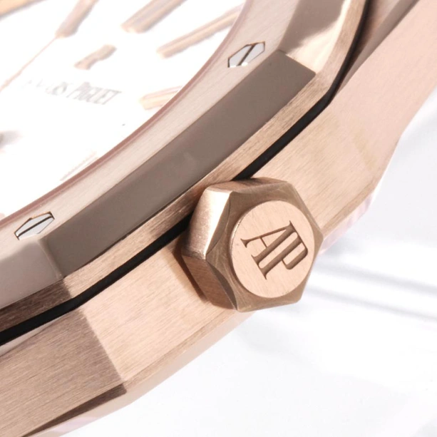 Audemars Piguet Watch For Men - Royal Oak Selfwinding, 41 mm, Rose Gold, Black Dial on Alligator Strap