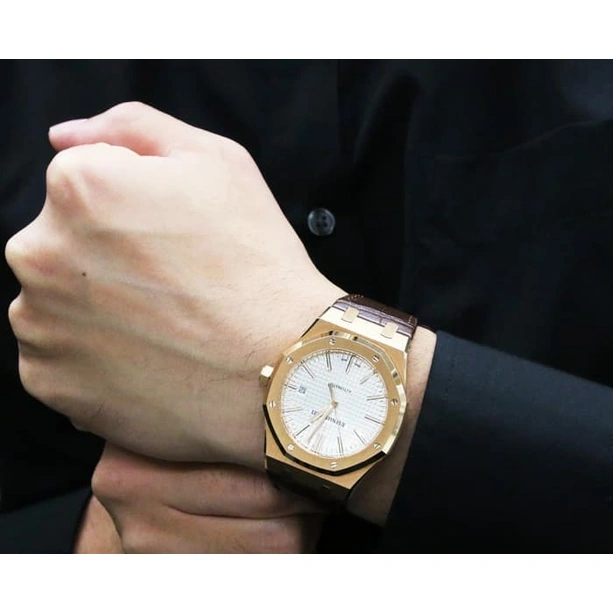 Audemars Piguet Watch For Men - Royal Oak Selfwinding, 41 mm, Rose Gold, Black Dial on Alligator Strap