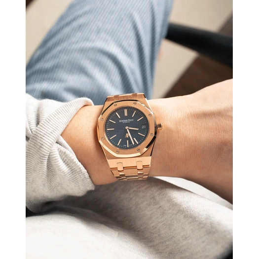 Audemars Piguet Watch For Men - Royal Oak “Jumbo” Extra-Thin