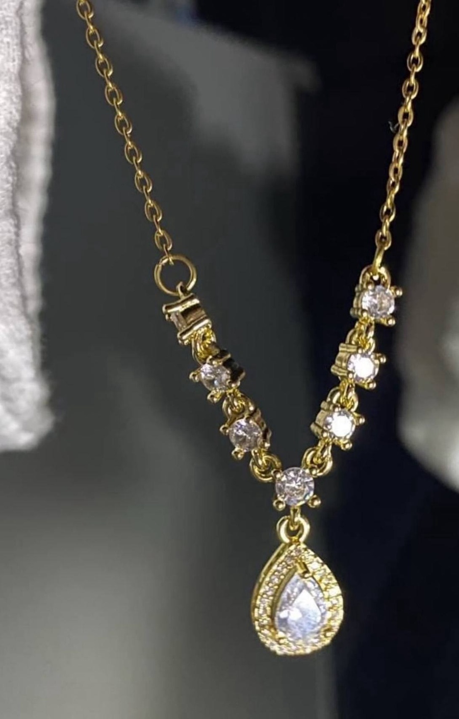  Golden Teardrop Crystal Necklace
