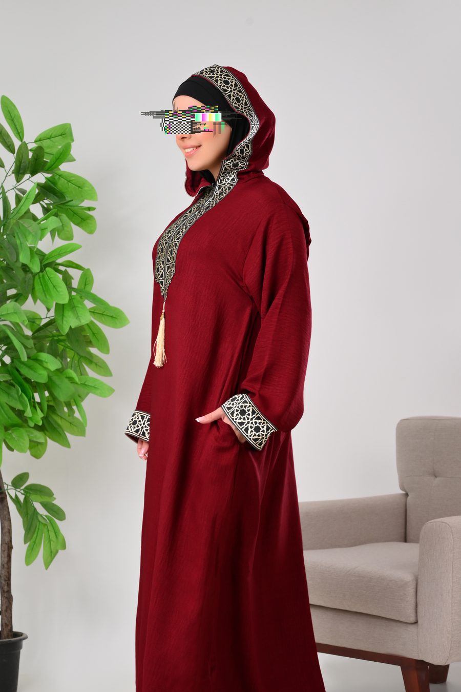 عباية تطريز كتان 