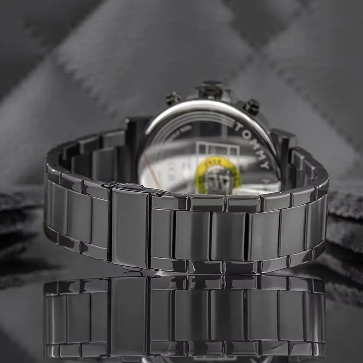 Tommy Hilfiger Watch For Men 1710590 (1710590)