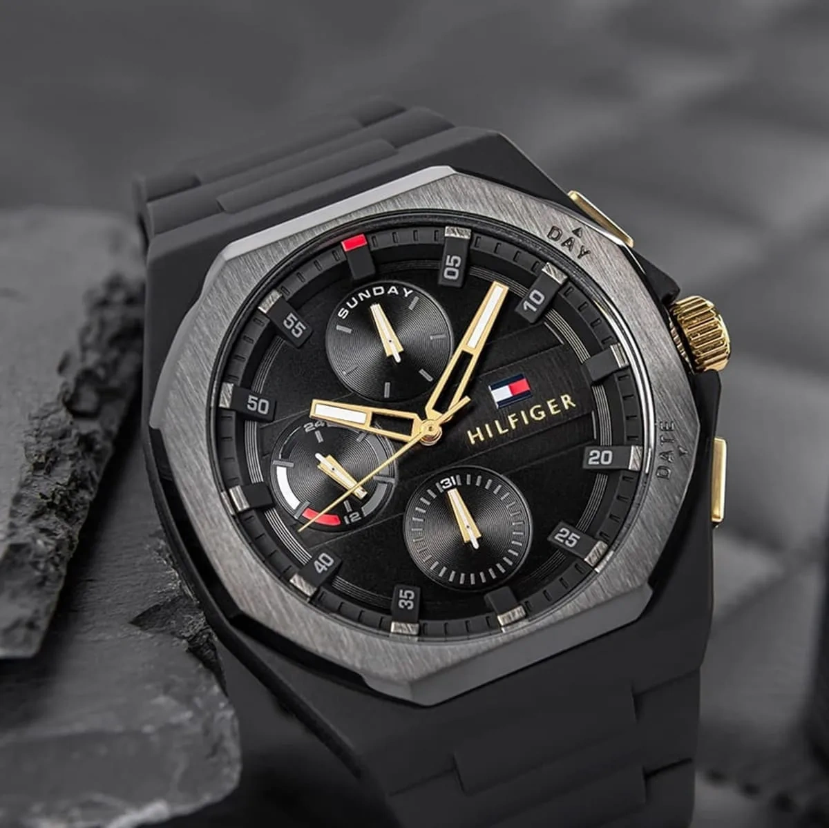 Tommy Hilfiger Watch For Men 1792120 (1792120)