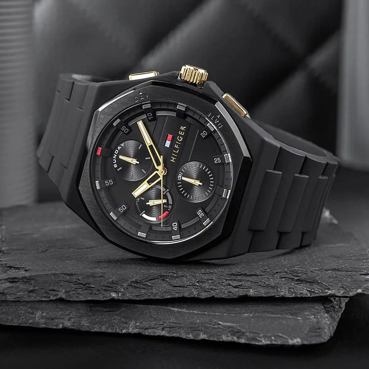 Tommy Hilfiger Watch For Men 1792120 (1792120)