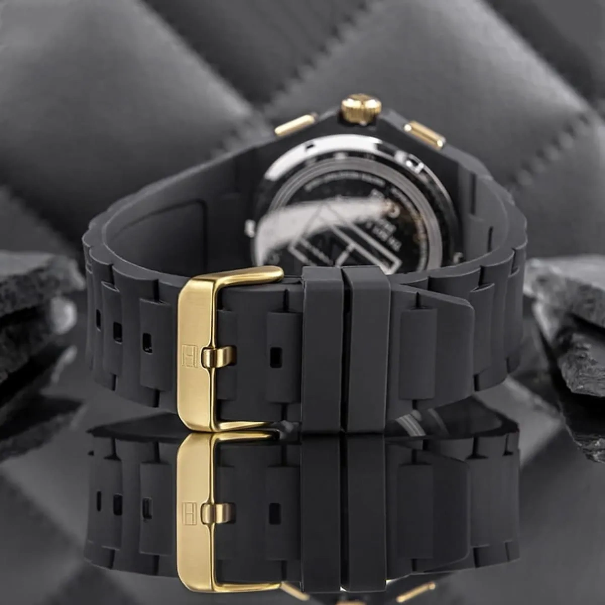Tommy Hilfiger Watch For Men 1792120 (1792120)