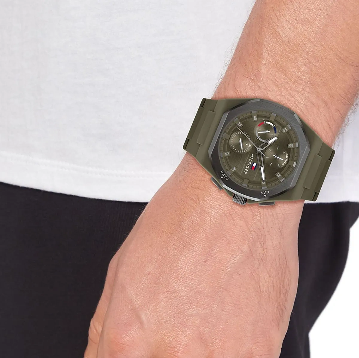Tommy Hilfiger Watch For Men 1792121 (1792121)