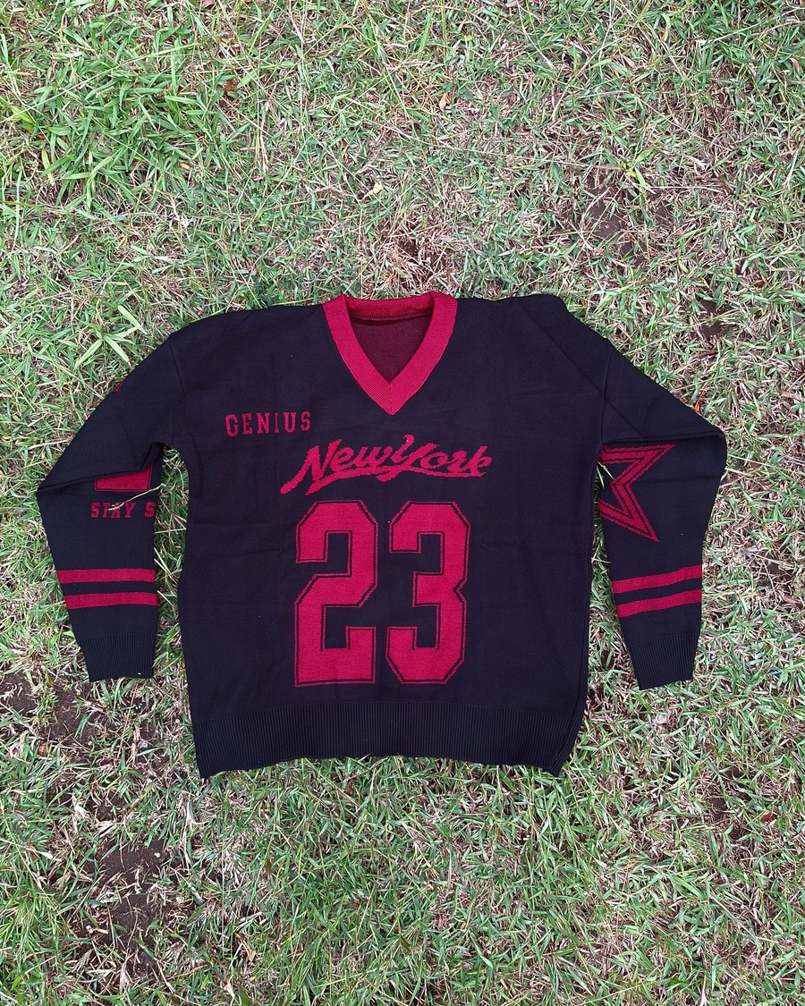 The New York 23 Knit Pullover