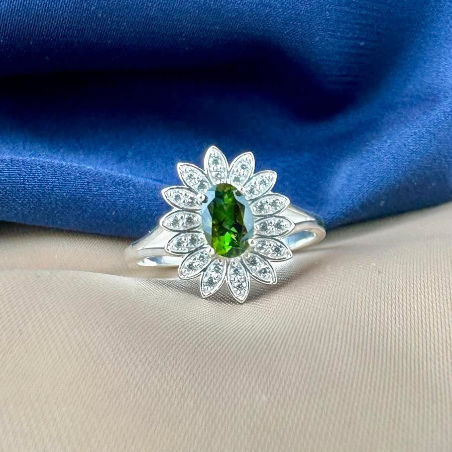 Green Tourmaline 925 Silver Ring - IGI Certified -Flower Halo Design
