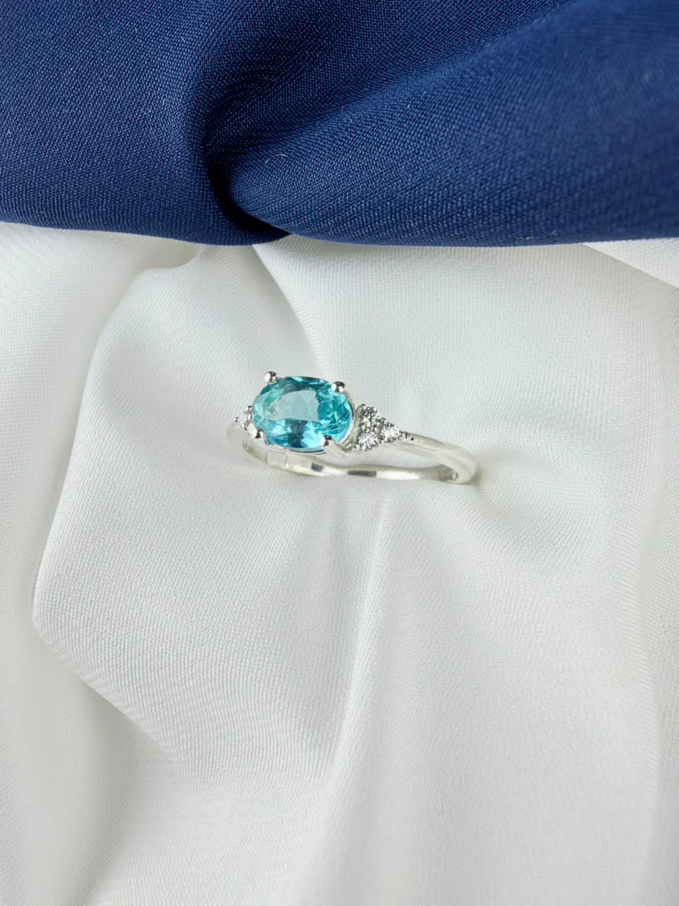 Apatite 925 Silver Ring - IGI certified 