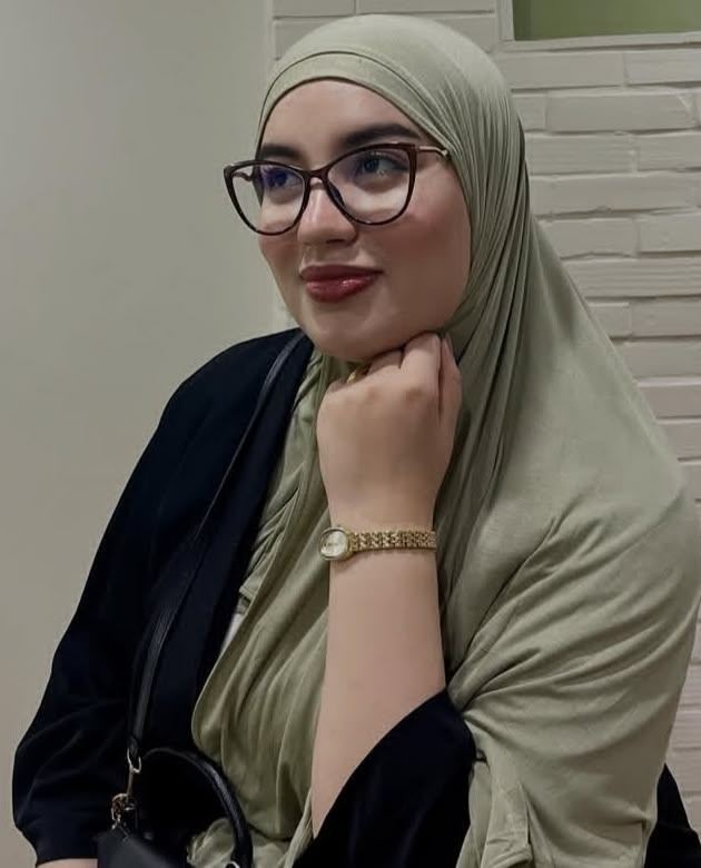 منى حسين (المنصورة):