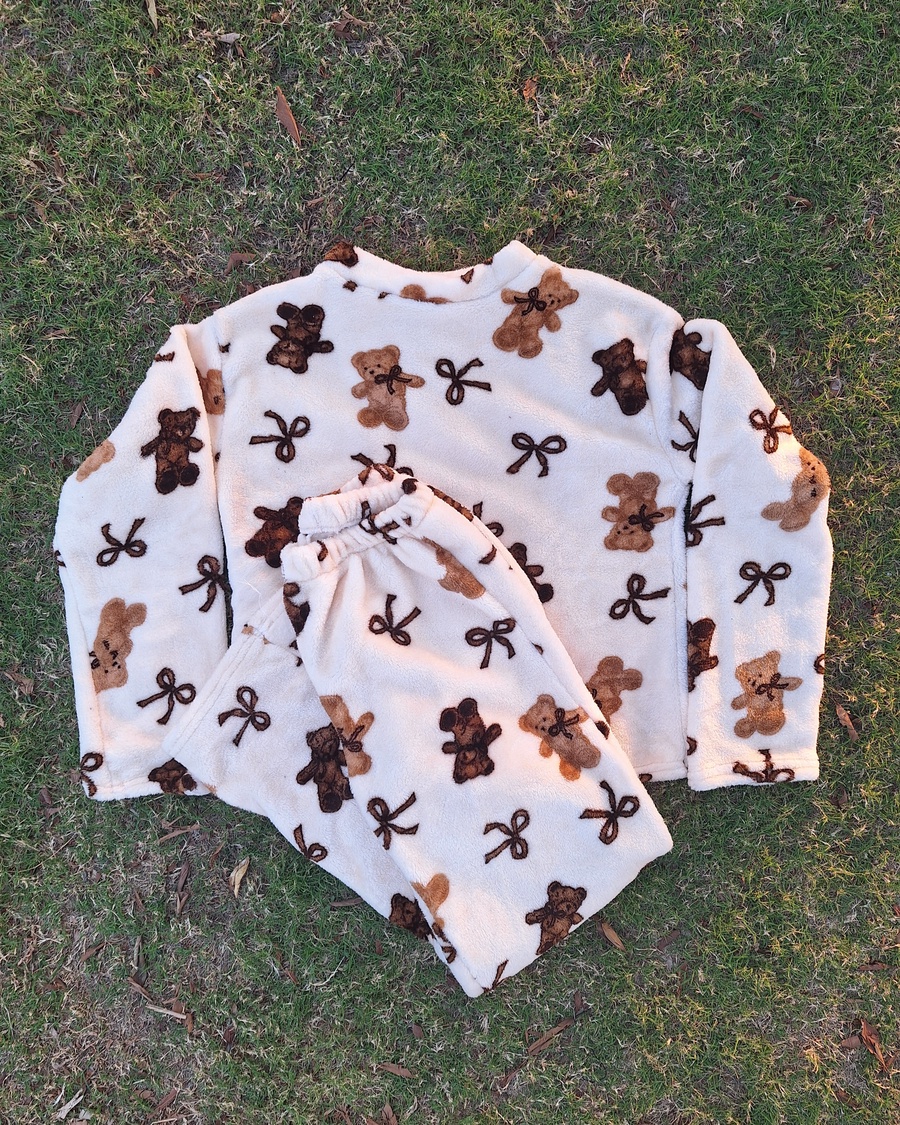 Teddy & Bows Luxury Plush Faux-Fur Pajama Set