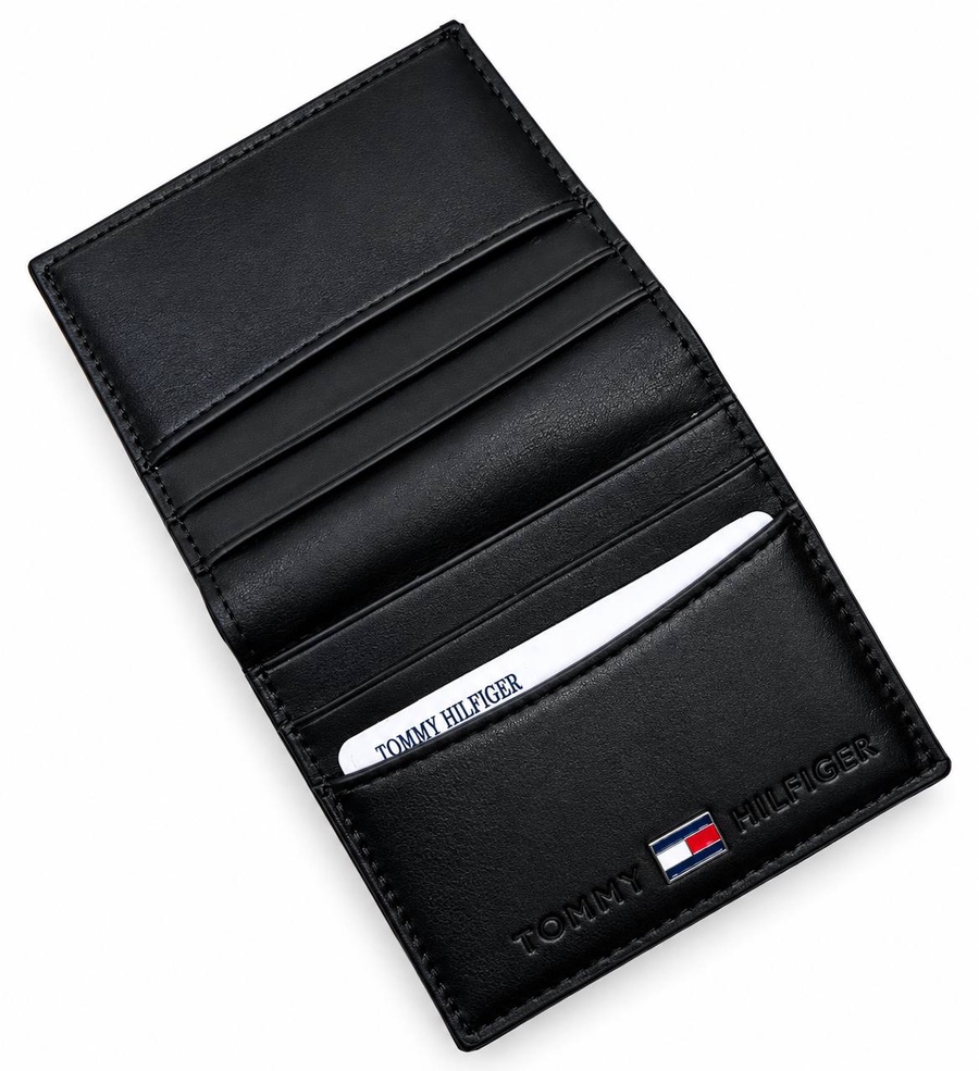  Tommy Hilfiger Men Leather Wallet